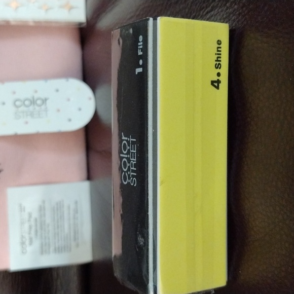 Eyelash Makeup Pouch with Goodies - Picture 7 of 14